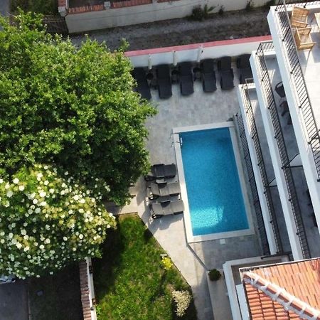Villa Aqua Family Hotel Burgas Extérieur photo