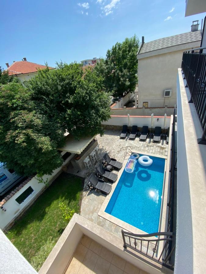 Villa Aqua Family Hotel Burgas Extérieur photo